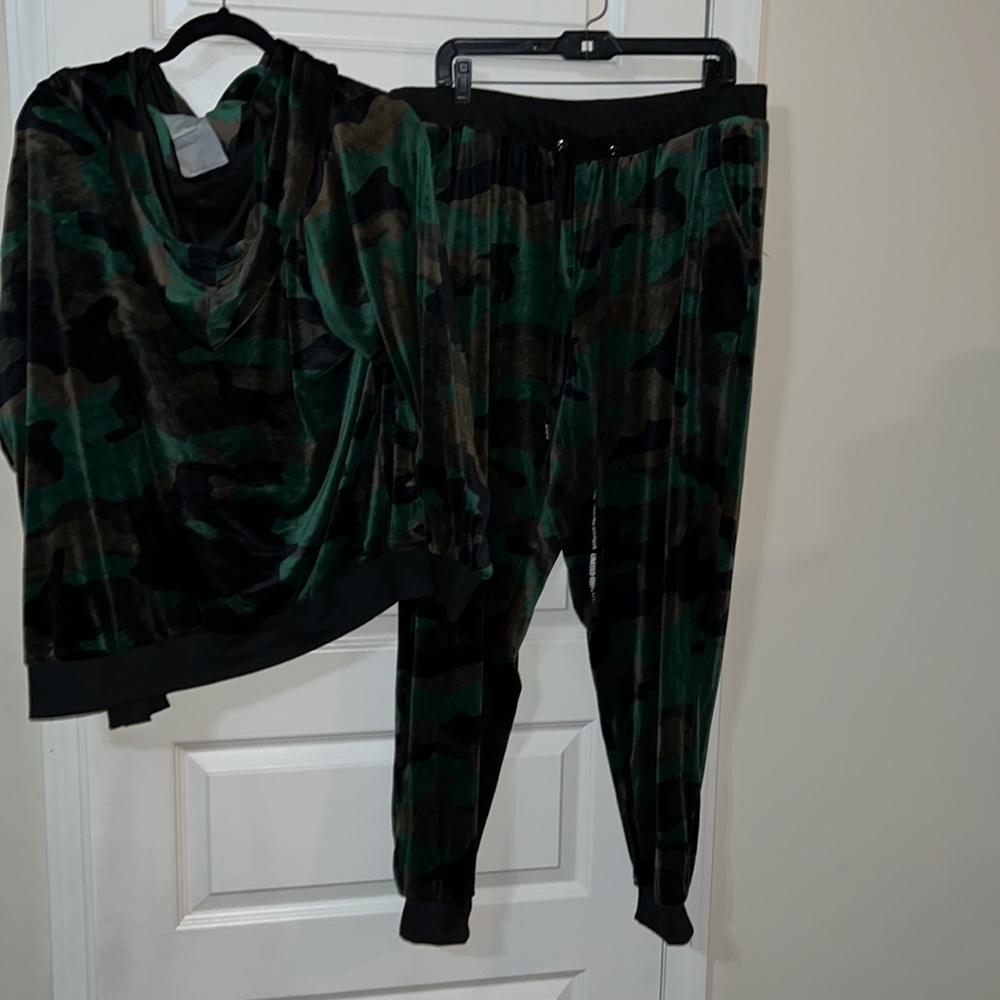 2pc Jogger Army Fatigue Print Jogger Set From Ash… - image 2